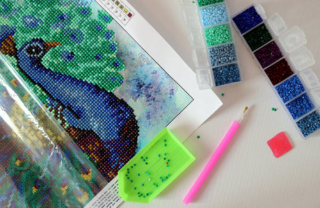 Diamond-Painting-Bild mit Zubehör.