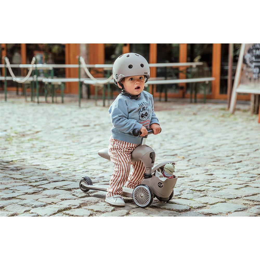 Scoot & Ride Highwaykick 1 Lifestyle, brown lines - Kinderroller mit Aufbewahrungsbox
