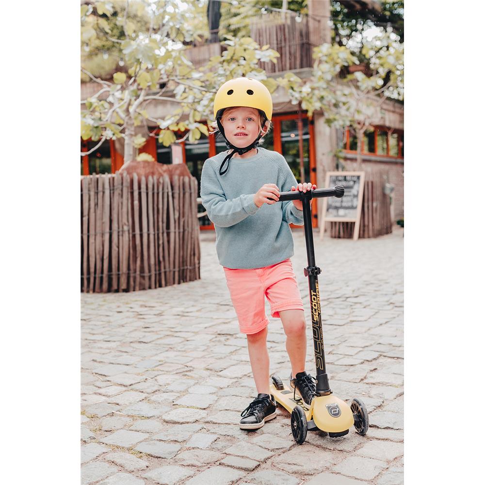 Scoot & Ride Highwaykick 3 LED Scooter, lemon - Kinderroller, ab 3 Jahren