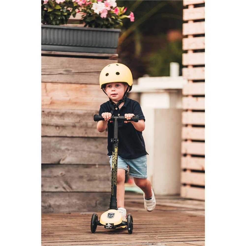 Scoot & Ride Highwaykick 3 LED Scooter, lemon - Kinderroller, ab 3 Jahren
