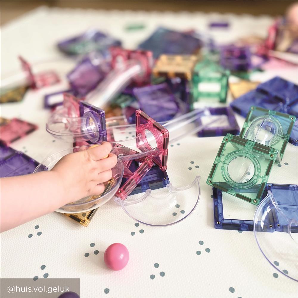 Cleverclixx Kugelbahn-Bausatz Clever in Pastellfarben 110 Teile, Murmelbahn, Magnetfliesen, Magnetbausteine