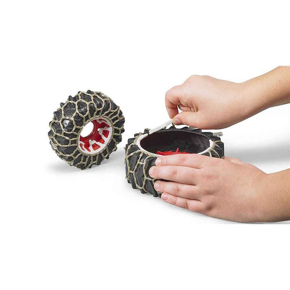 Bruder 03017 - Claas Axion 950 mit Schneeketten und Schneefräse