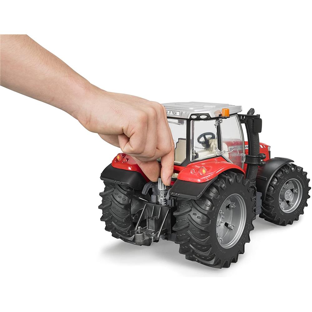 Bruder 03046 - Massey Ferguson 7600