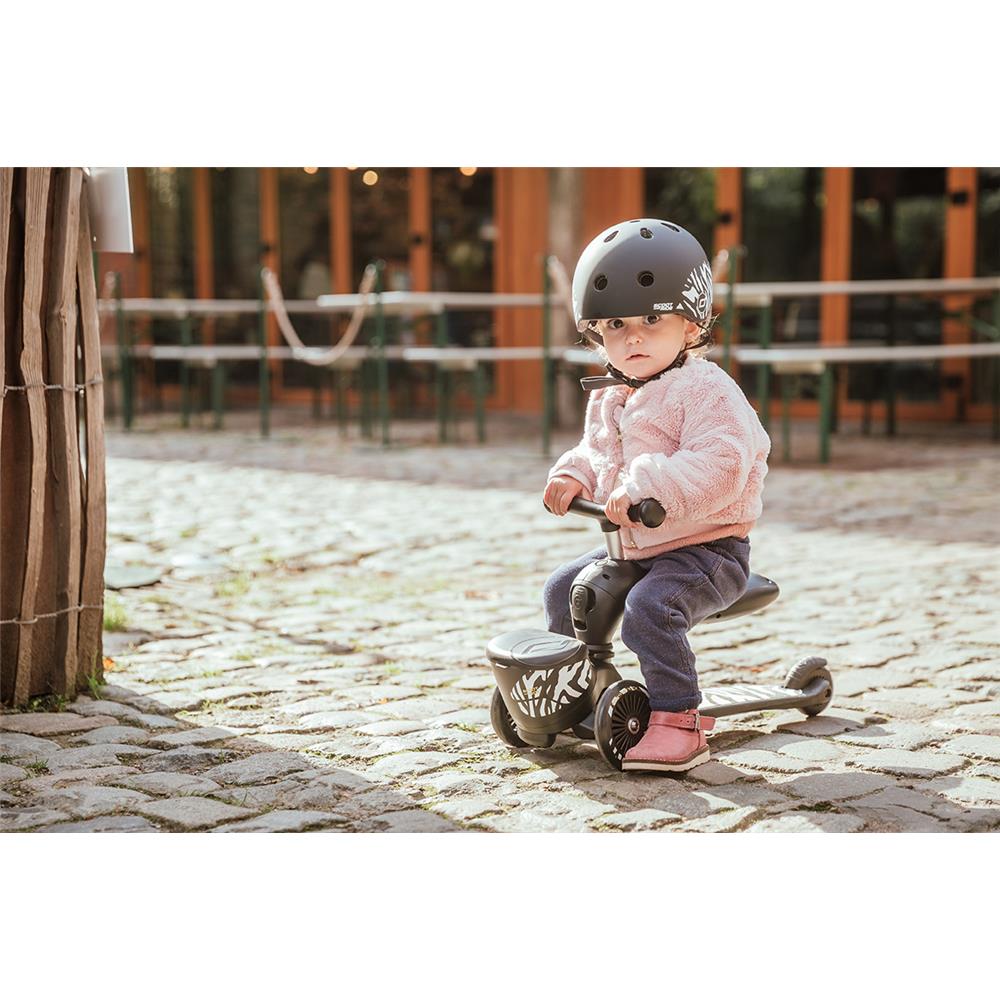 Scoot & Ride Highwaykick 1 Lifestyle, zebra - Kinderroller mit Aufbewahrungsbox