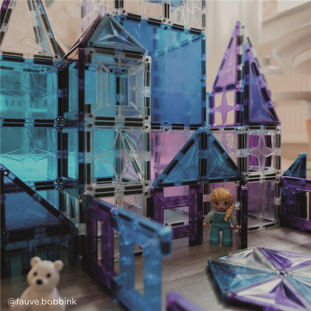 Cleverclixx Mega-Eiskristall-Bausatz 180 Teile, abwechslungsreiche Formen und Farben, Winter Edition Weihnachten