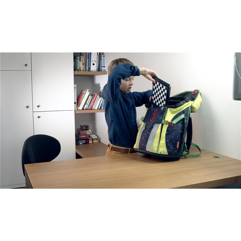 MILLENNIUM M805 Karpov Schachschule – Schachcomputer mit Lernfunktion