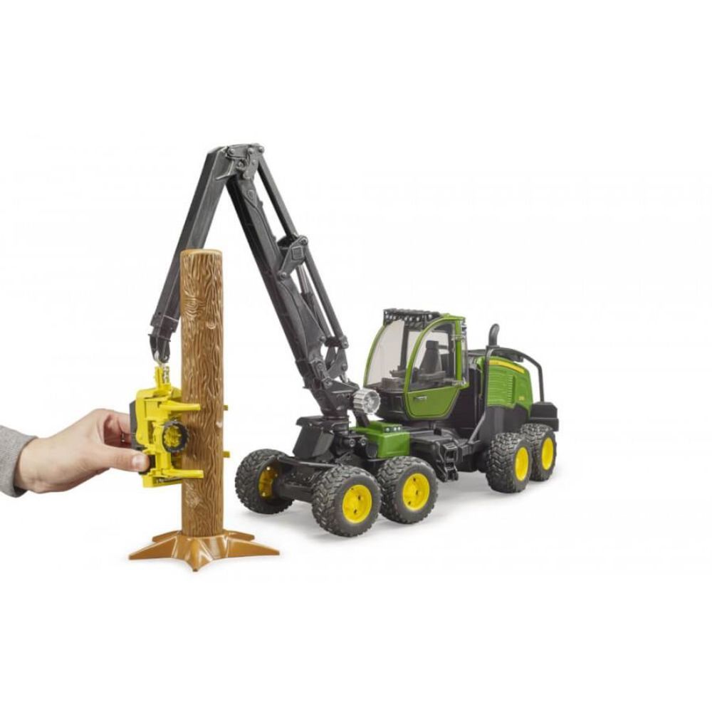 Bruder 02135 - John Deere 1270G Harvester mit 1 Baumstamm