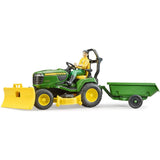 Bruder 62104 - bworld John Deere Aufsitzrasenmäher mit Anhänger und Gärtner