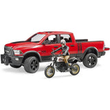 Bruder 02502 - RAM 2500 Power Wagon mit Scrambler Ducati Desert Sled u. Fahrer