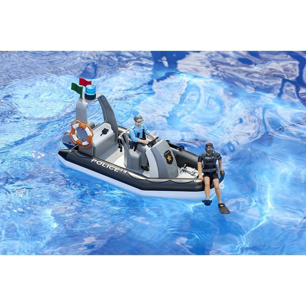 Bruder 62733 - bworld Polizei Schlauchboot mit Rundumleuchte, 2 Figuren und Zubehör